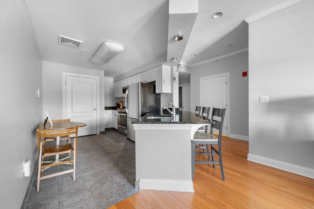 Braintree, MA 02184,501 Commerce Dr #1316