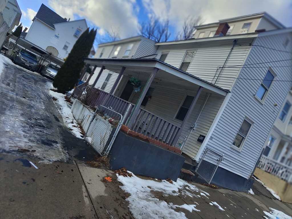 Lawrence, MA 01841,186 Exchange St