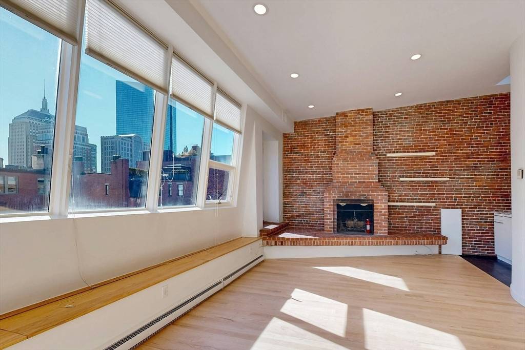 2 Marlborough #5 Boston, MA 02116