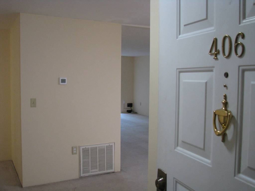 Chelmsford, MA 01824,181 Littleton Rd #406