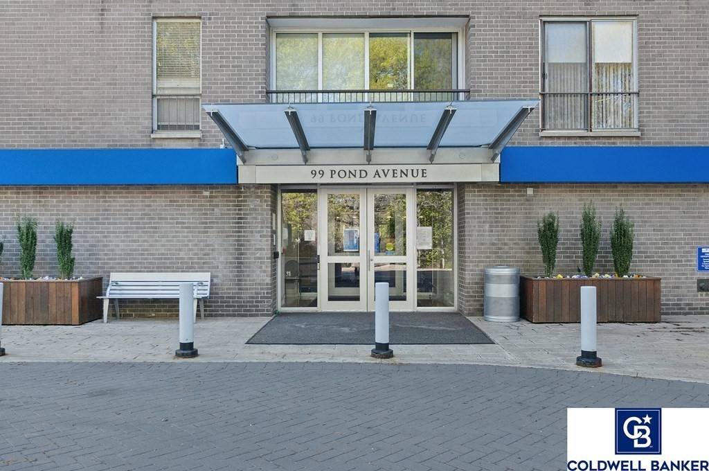 Brookline, MA 02445,99 Pond Avenue #509