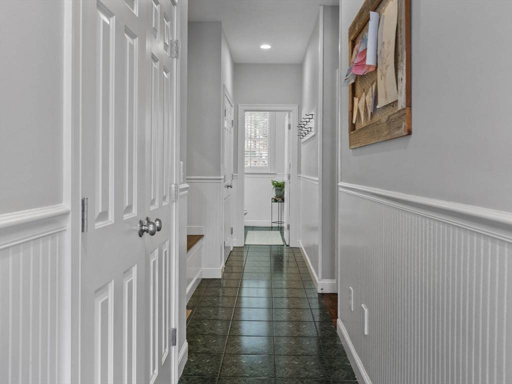 21 Schaffner Lane Dover, MA 02030