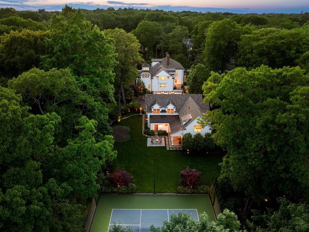 Wellesley, MA 02481,9 & 3 Ravine Road