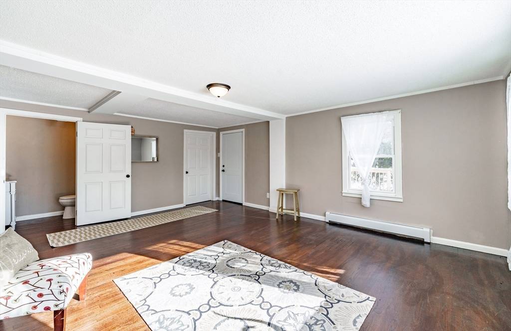Southampton, MA 01073,5 Pomeroy Mdw Ext