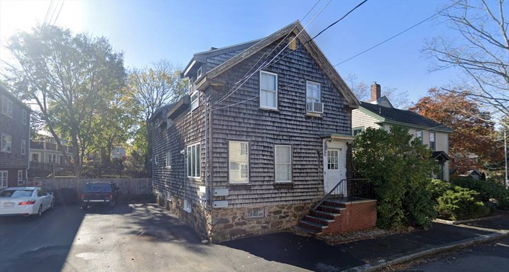 Marblehead, MA 01945,57 Commercial St. #1