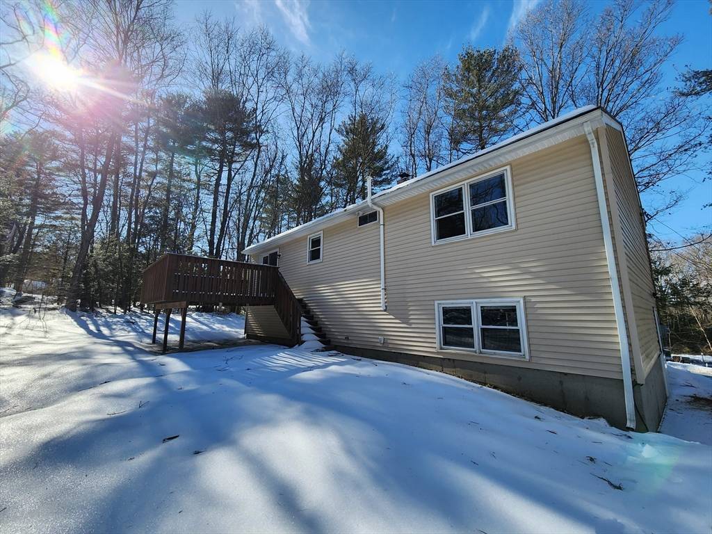 Oxford, MA 01540,11 Dolge Ct