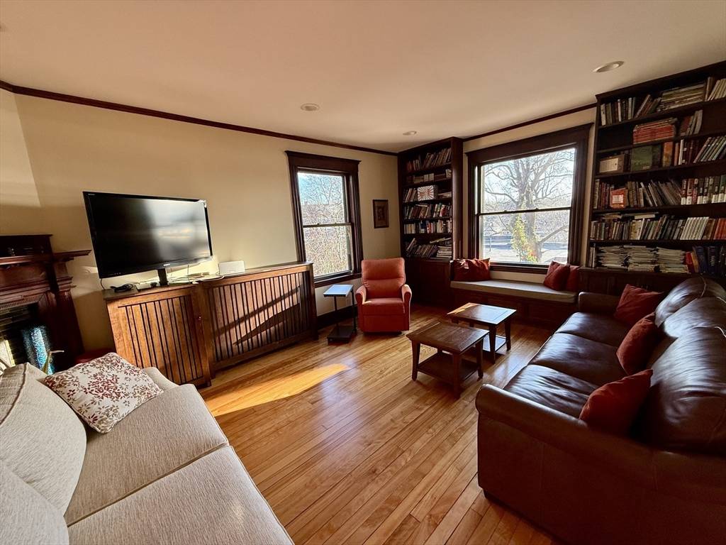 Brookline, MA 02446,82 Lancaster Ter