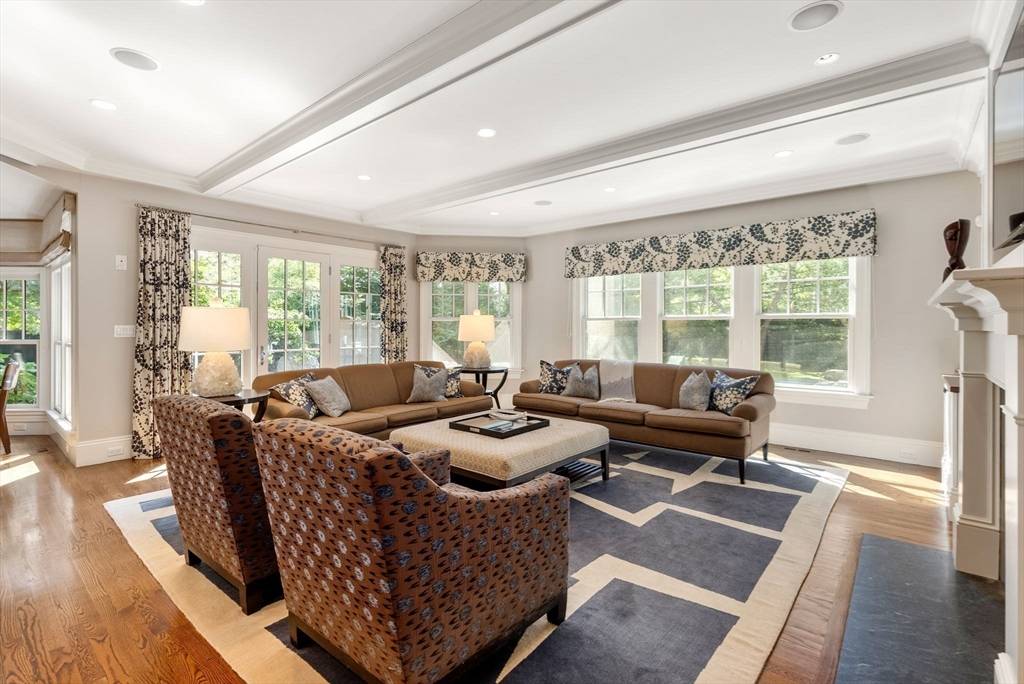 141 Prince St Newton, MA 02465