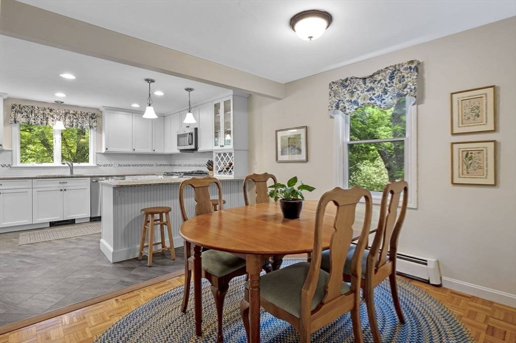 Marblehead, MA 01945,8 Risley Road