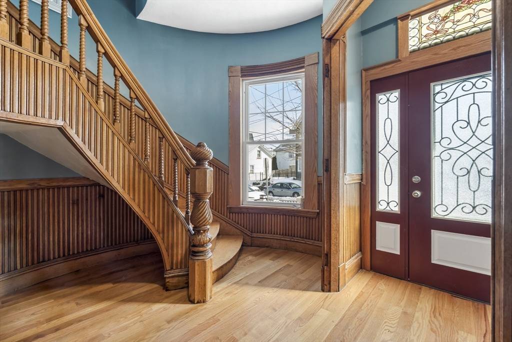 24 Tudor St Chelsea, MA 02150