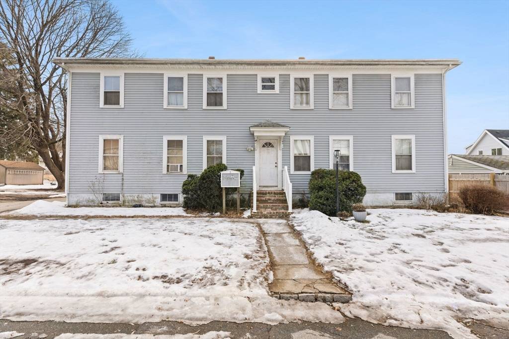 Taunton, MA 02780,5 Agawam St