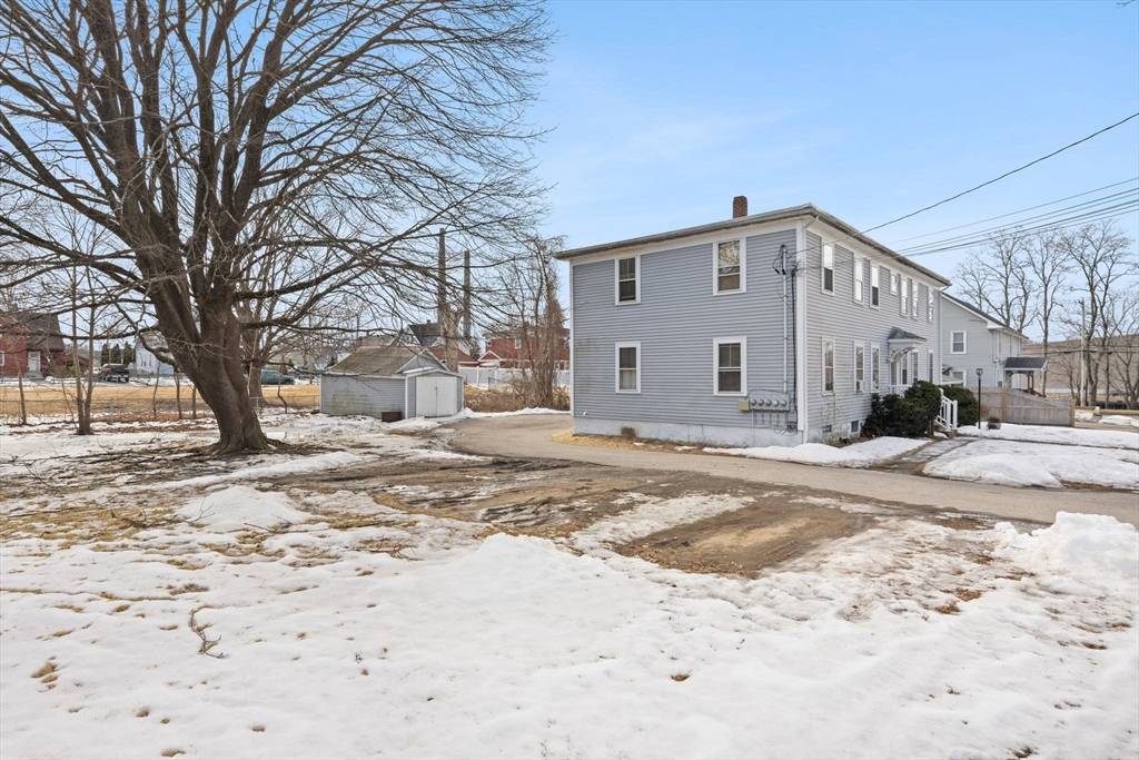 Taunton, MA 02780,5 Agawam St