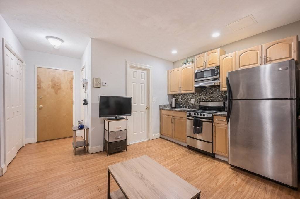 21 Aberdeen Street #B Boston, MA 02215