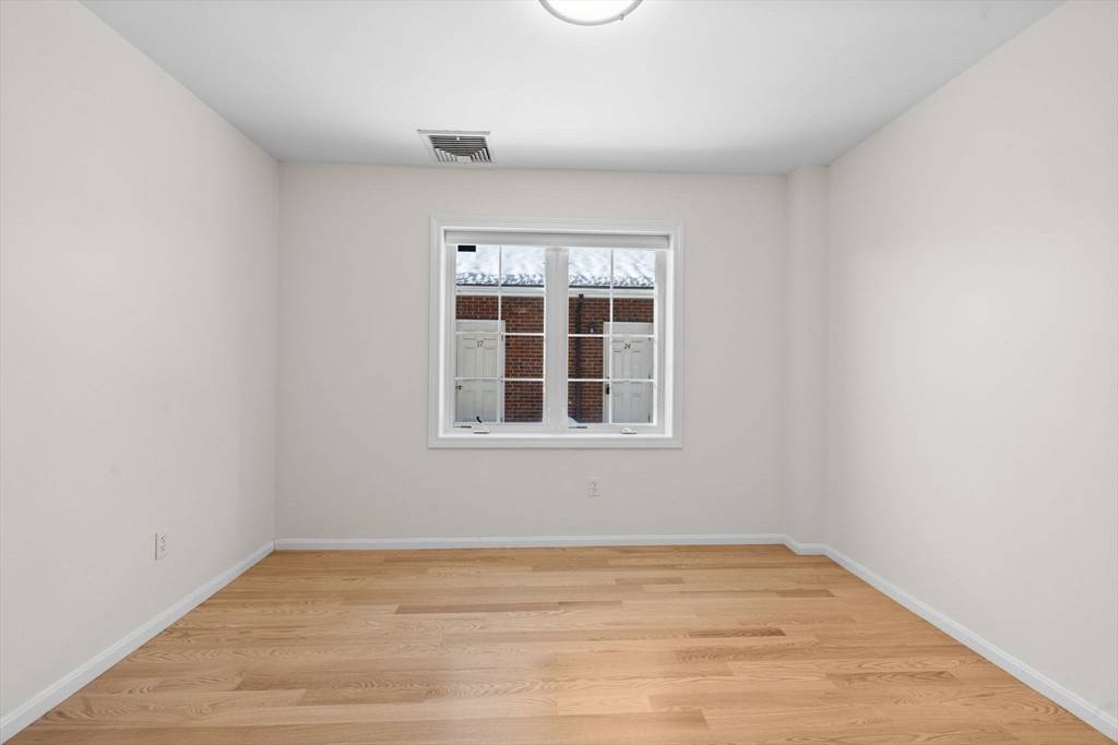 7 Conant Rd #20 Winchester, MA 01890