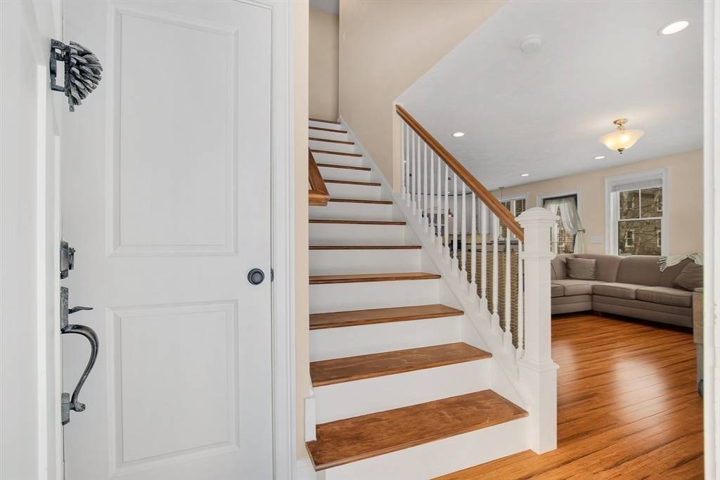 Dennis, MA 02639,9 Country Lane
