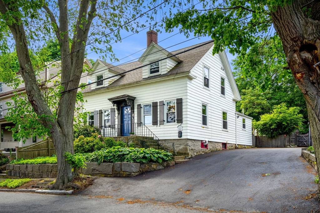 Marblehead, MA 01945,17 Highland Terrace