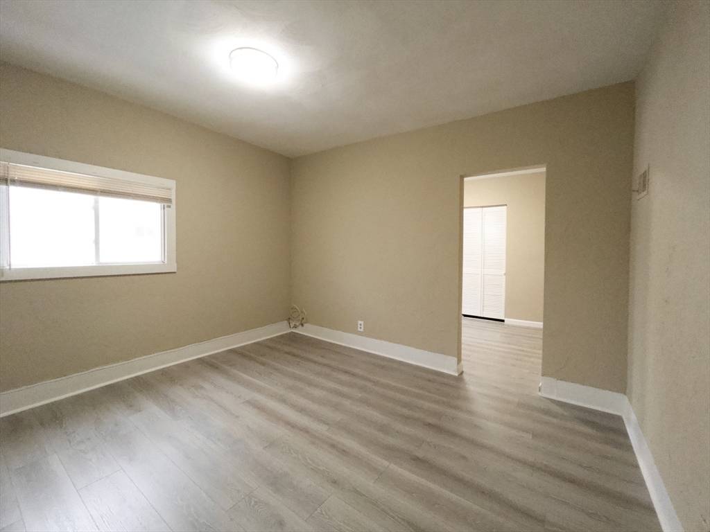 Everett, MA 02149,25 Oakland Ave #2R