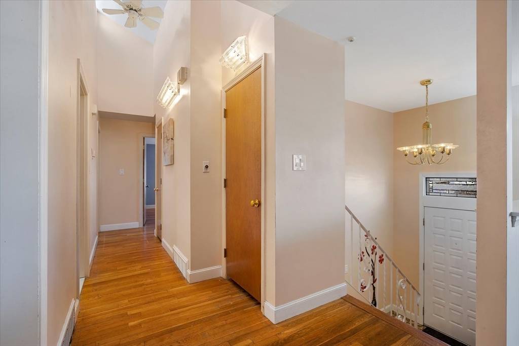 Brockton, MA 02301,20 Westlea Ter