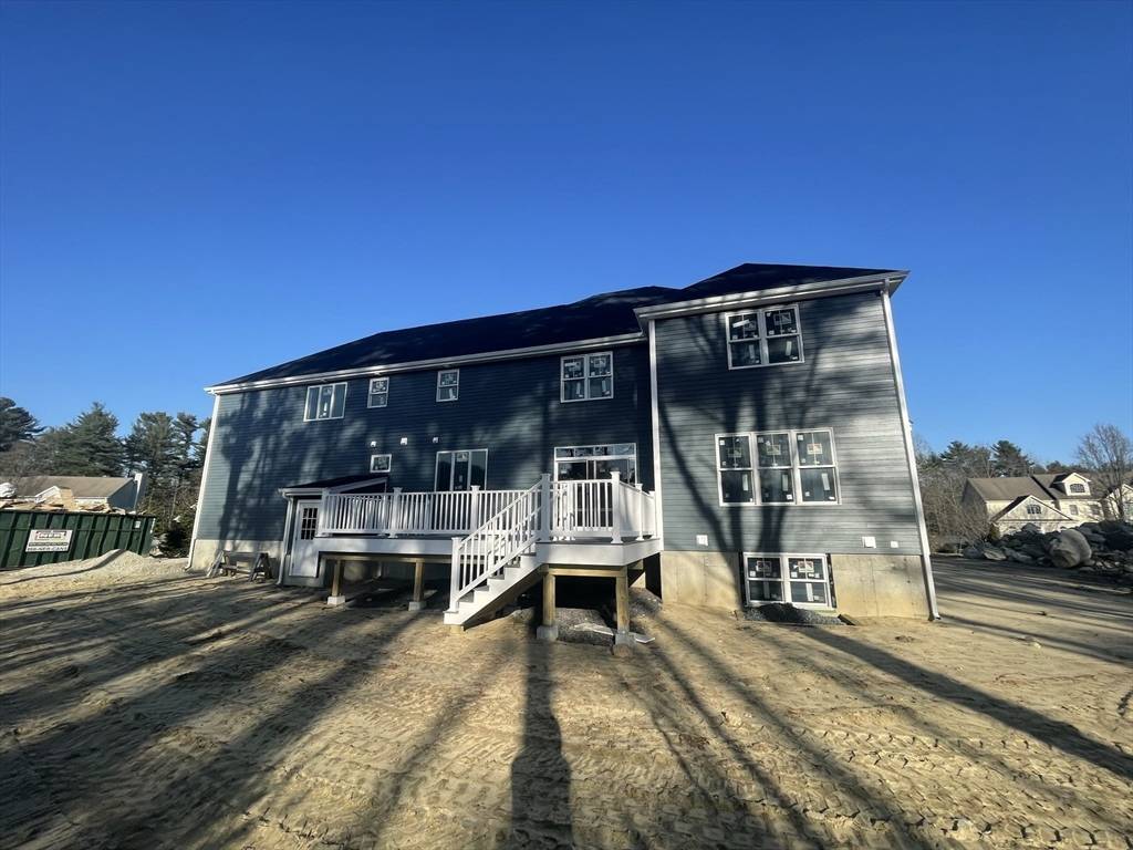 Easton, MA 02356,19 Tanglewood Dr