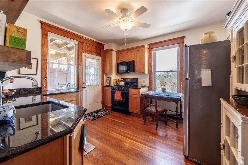 Northampton, MA 01060,55 South St #7