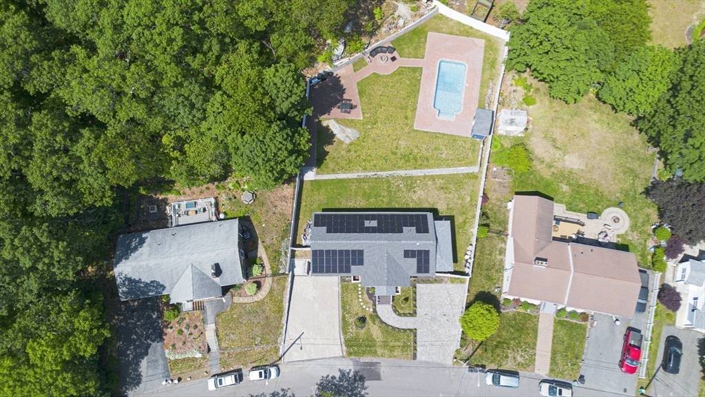 Saugus, MA 01906,11 Bacon Dr