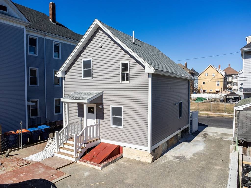 New Bedford, MA 02744,64 Nelson St