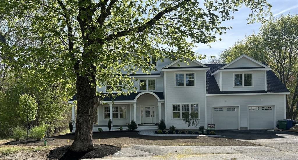 Reading, MA 01867,41 Winter St