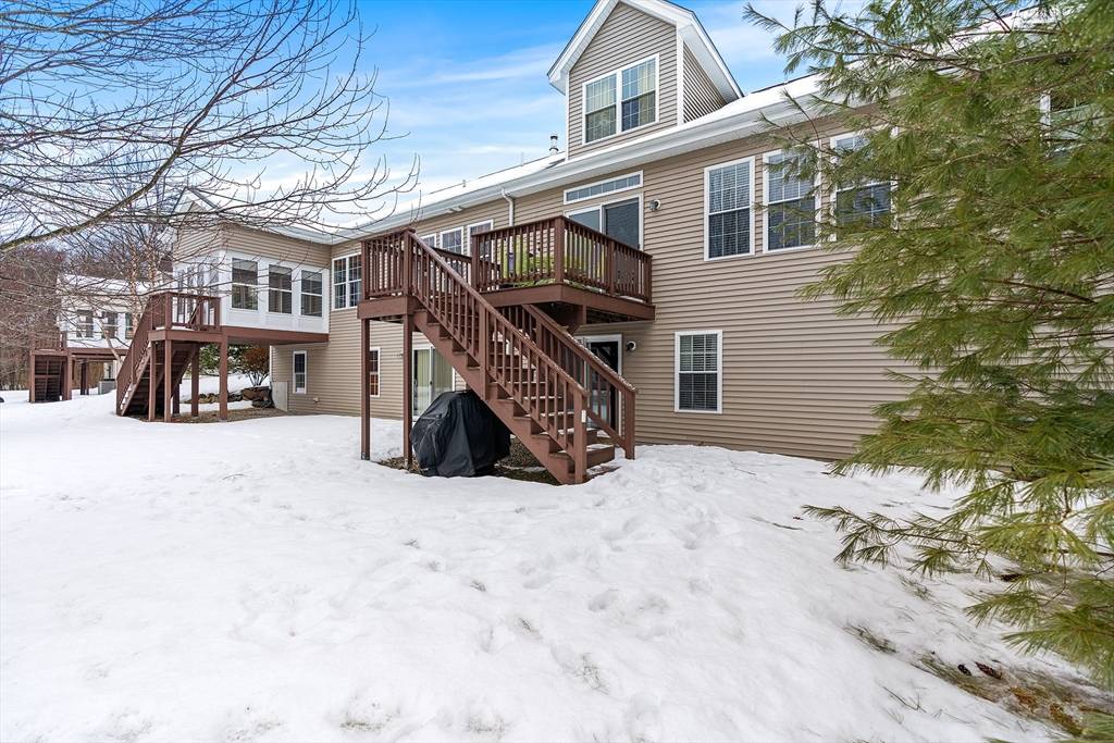 Stow, MA 01775,27 Arbor Glen Dr #27