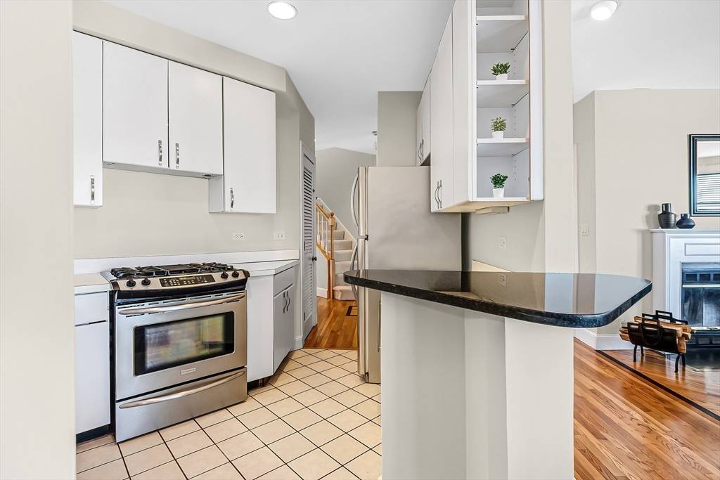 Boston, MA 02122,171 Walnut Street #10