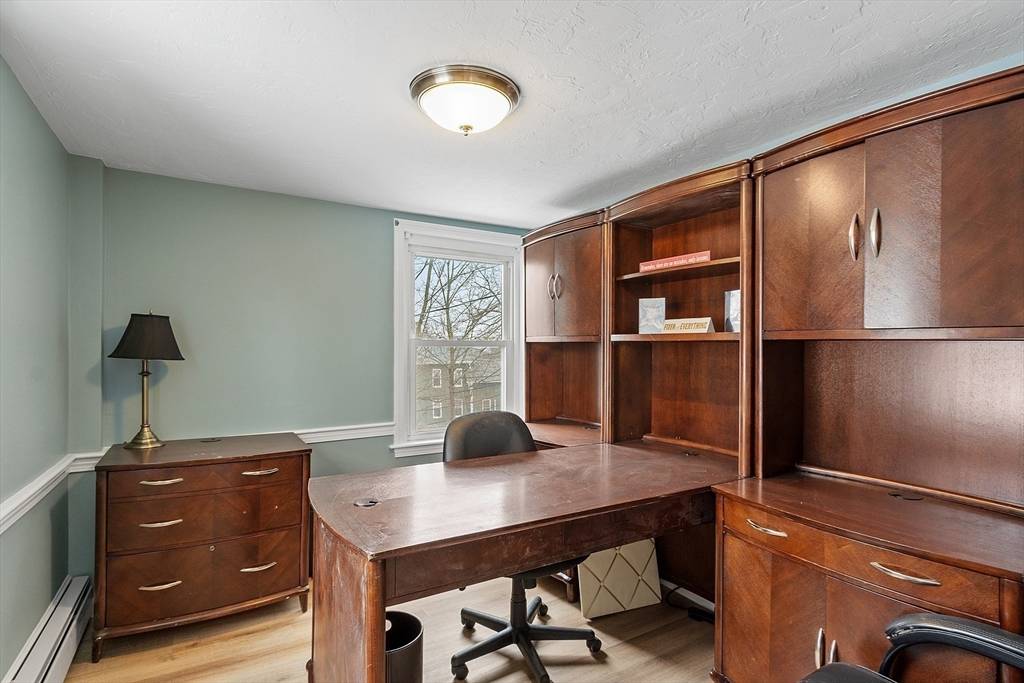 Spencer, MA 01562,48 Pleasant St