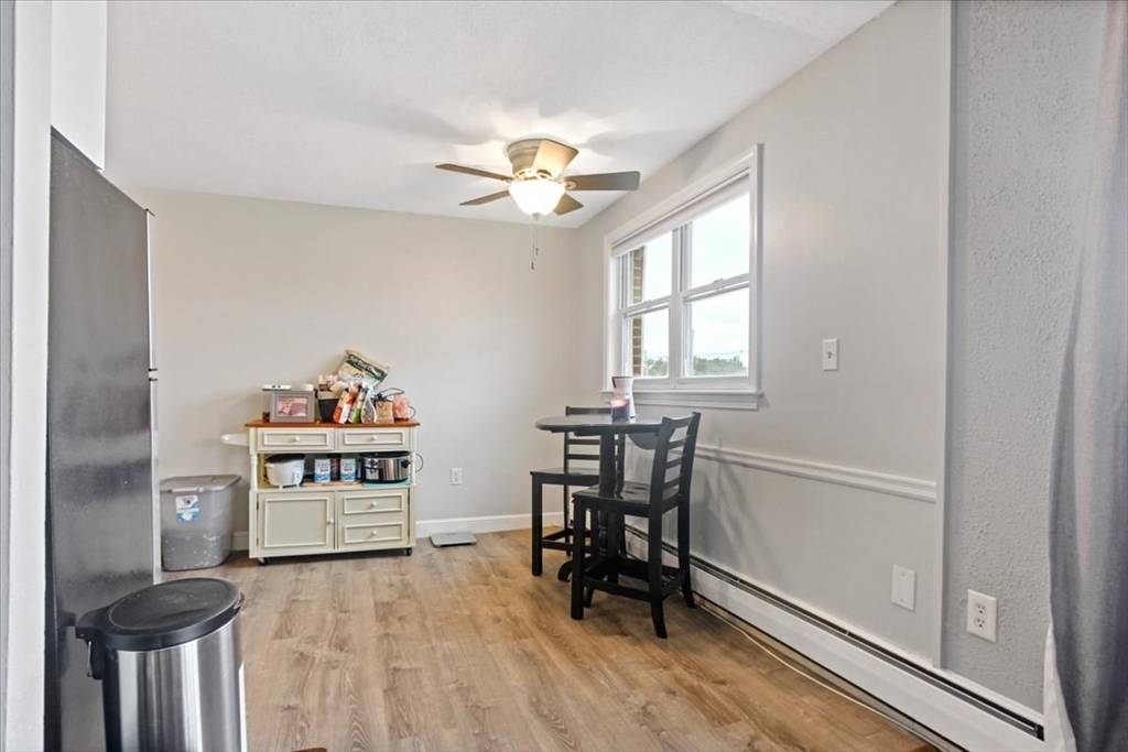 North Reading, MA 01864,15 Main St #16