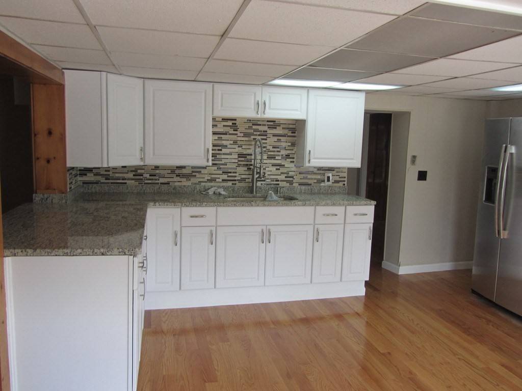 Leominster, MA 01453,617 Main St #1