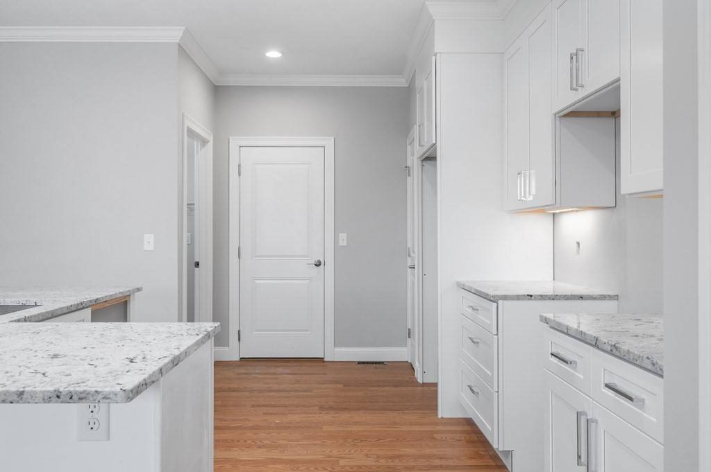 35 Crestwood Circle #44 Northbridge, MA 01588