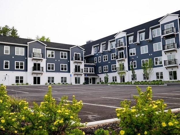 Milton, MA 02186,485 Blue Hills Parkway #40