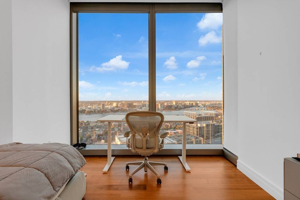1 Dalton St #3601 Boston, MA 02199