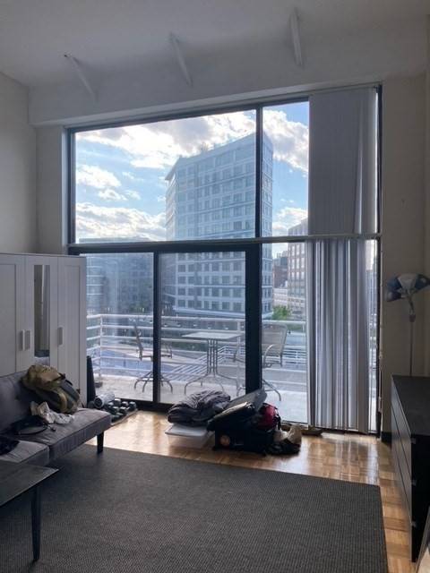 Boston, MA 02215,61 Brookline Avenue #419