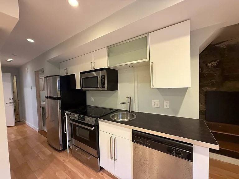Boston, MA 02125,44 Saint Margaret St #B