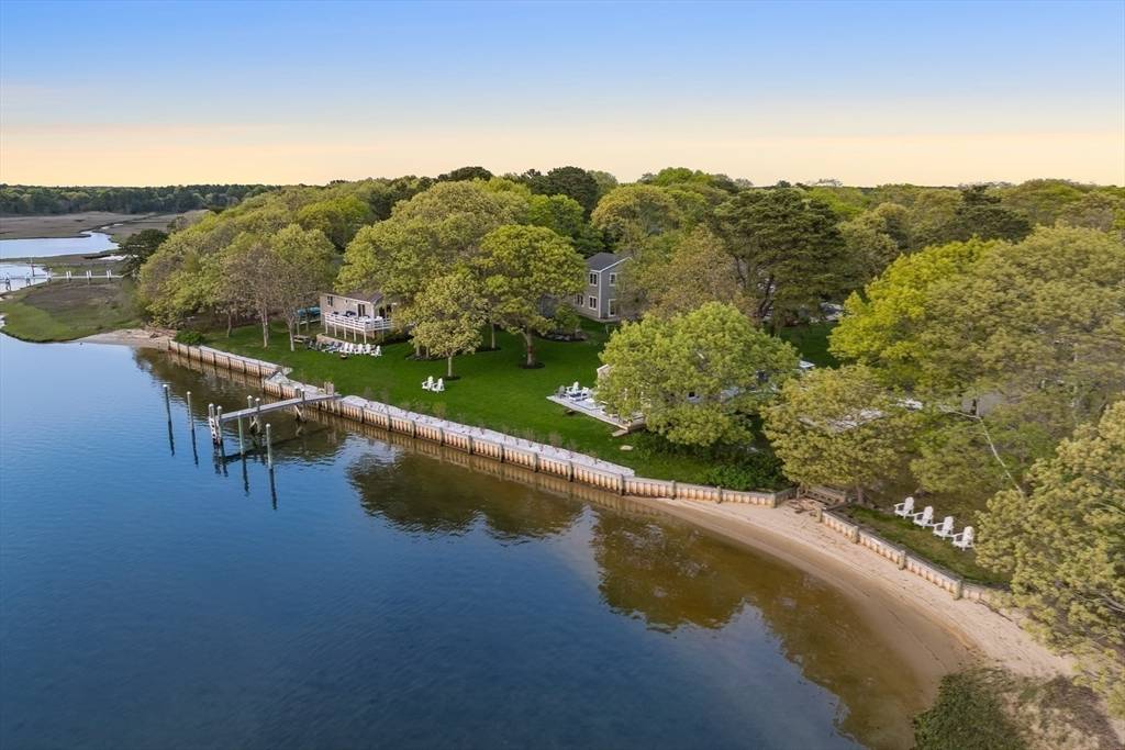 Mashpee, MA 02649,30 Overland