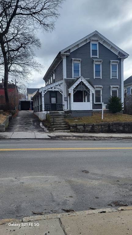 Worcester, MA 01609,76 Elm St