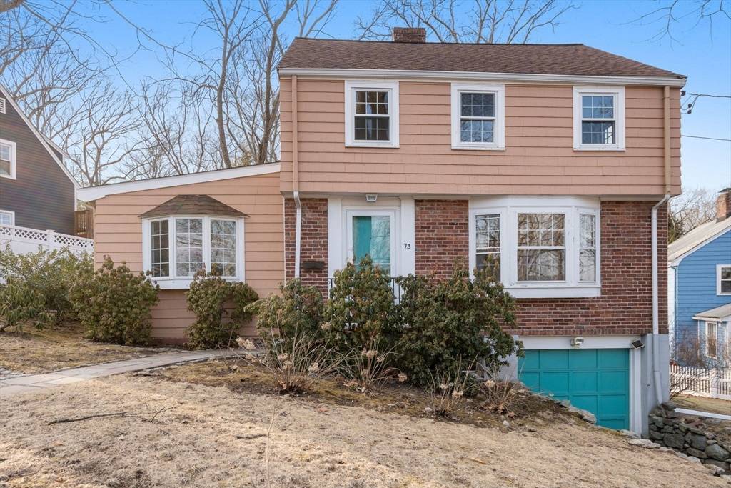 Newton, MA 02464,73 Roundwood Road