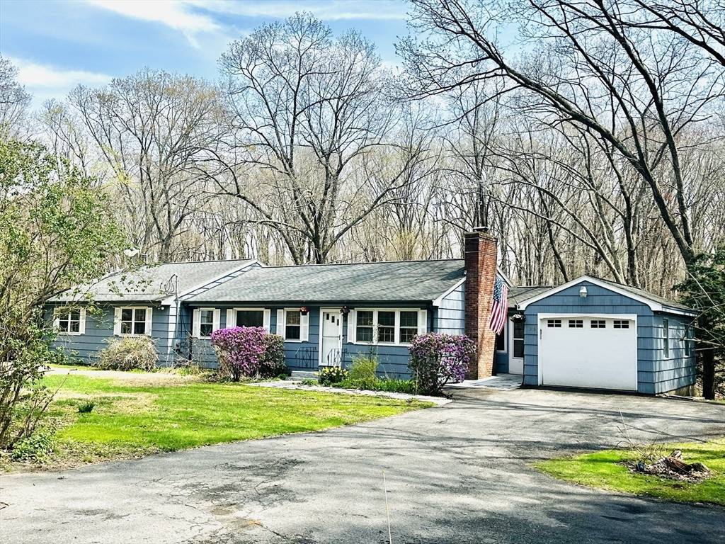 Bolton, MA 01740,346 Long Hill Road