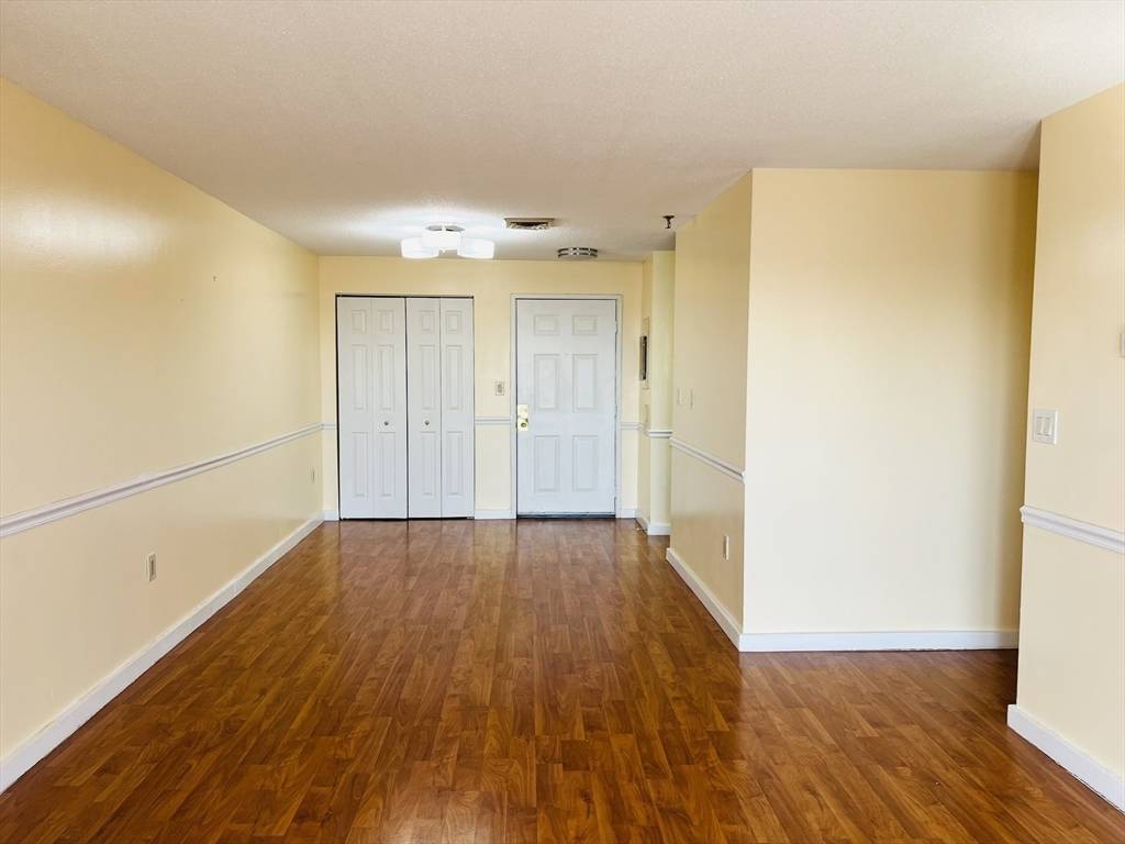 Quincy, MA 02171,90 Quincy Shore Dr #621