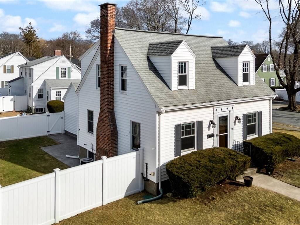 Wakefield, MA 01880,1230 Main St