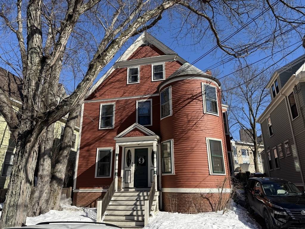 Cambridge, MA 02139,9 Leonard Ave #1