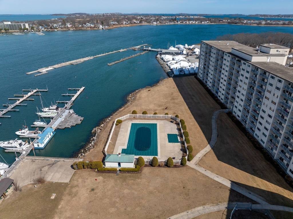 Quincy, MA 02169,200 Cove Way #105