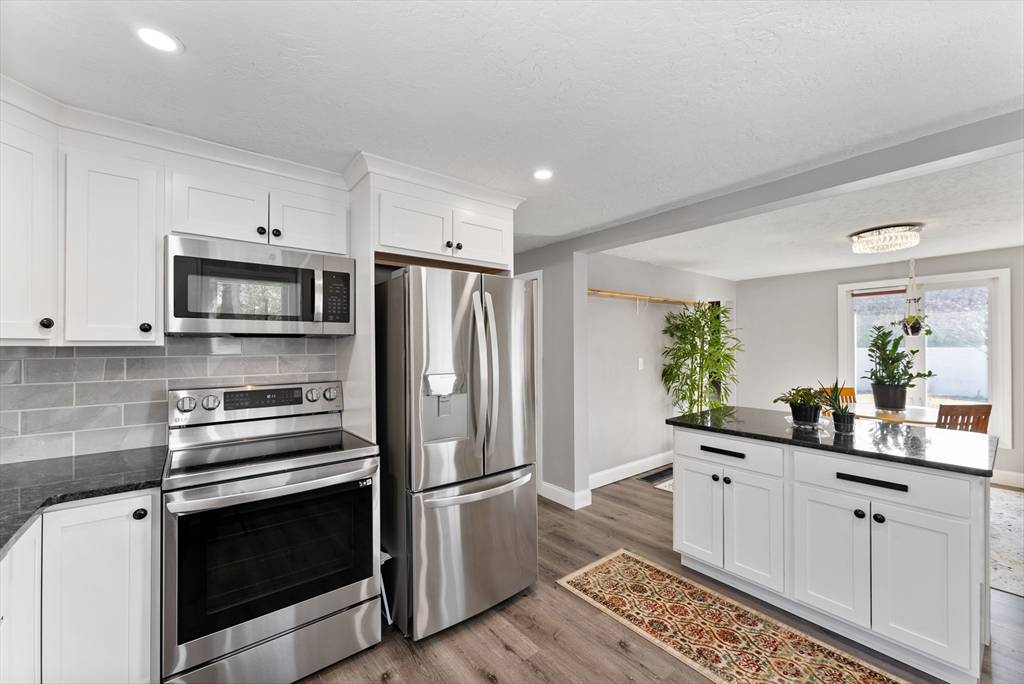 Westfield, MA 01085,36 Bennett Rd