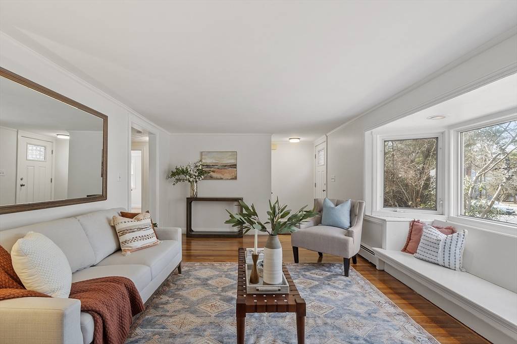 Wayland, MA 01778,9 Cole Rd