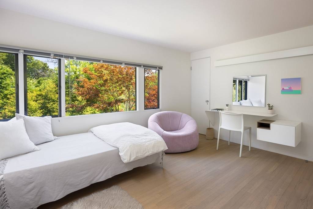 6 Moon Hill Road Lexington, MA 02421