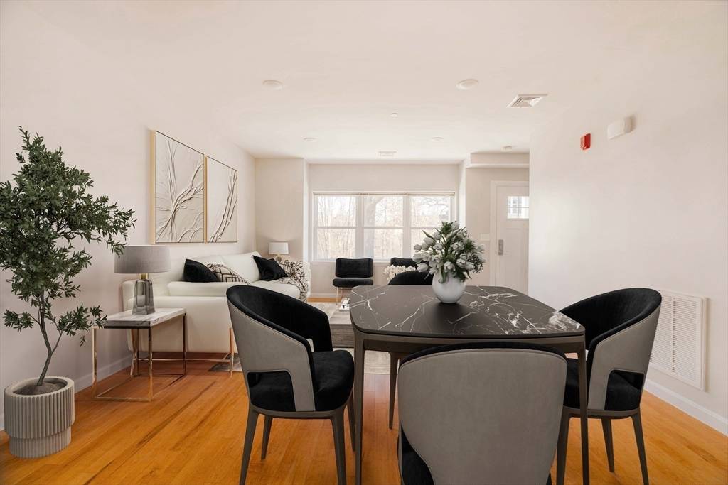 Boston, MA 02126,9 Finch Street #9