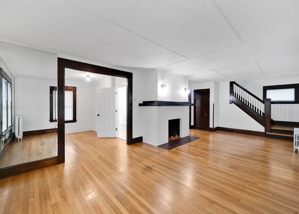 West Springfield, MA 01089,291 Park St